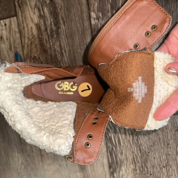 Women's Ankle Boots Brown Faux Leather Sherpa Tall Thick Heel Booties Size 7 - Picture 2 of 13